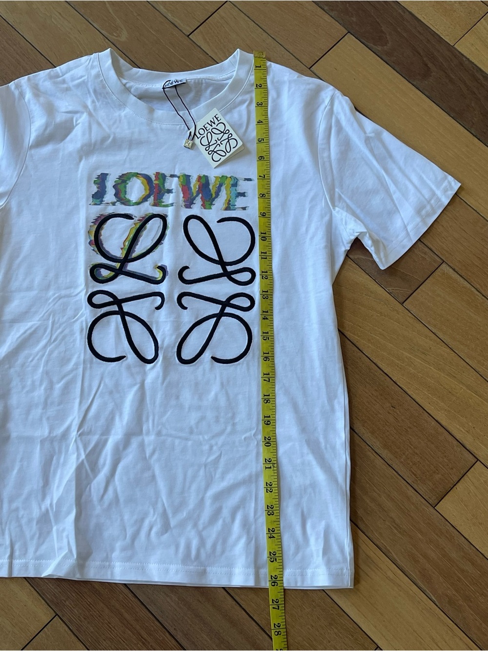Loewe Glitch Anagram Logo White T-Shirt Size M NWT - Picture 6 of 11